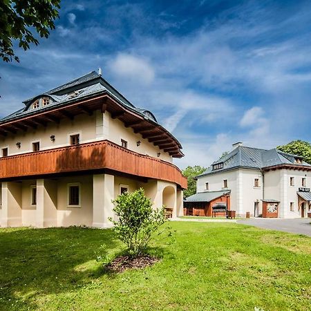 Hotel Kristin Hradek Děčín Kültér fotó