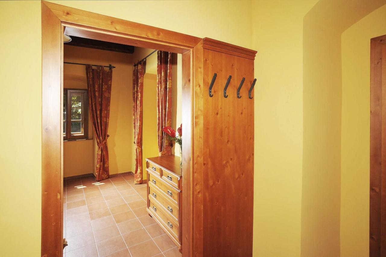 Hotel Kristin Hradek Děčín Kültér fotó