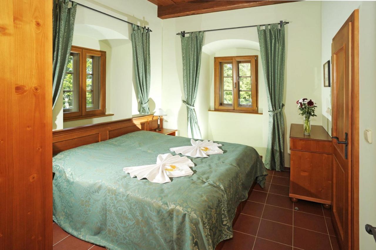 Hotel Kristin Hradek Děčín Kültér fotó