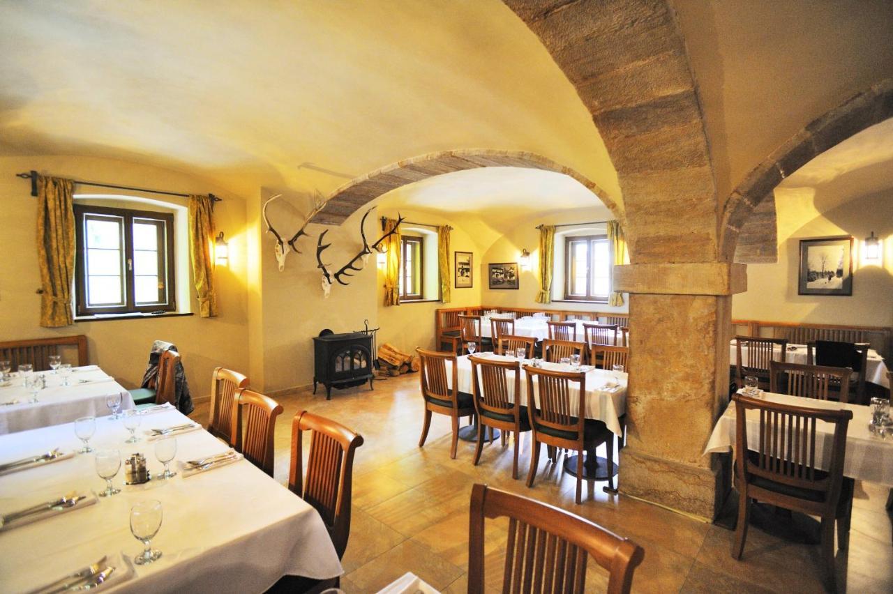 Hotel Kristin Hradek Děčín Kültér fotó